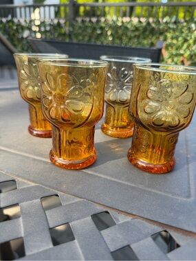 Libby Country Garden Daisy Amber Glasses Set of 4